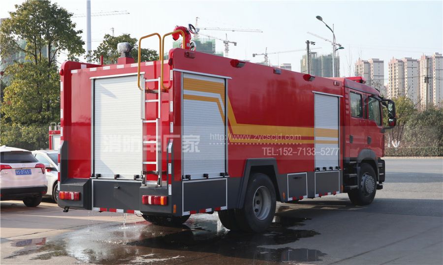 汕德卡自动挡消防车 汕德卡自动挡消防车